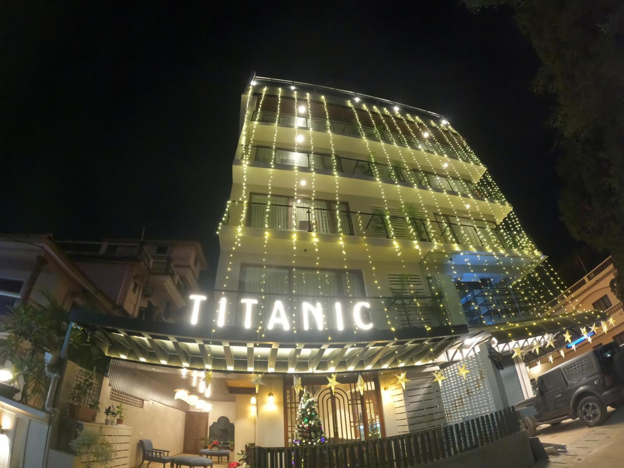 Titanic Boutique Hotel Baga Luaran gambar